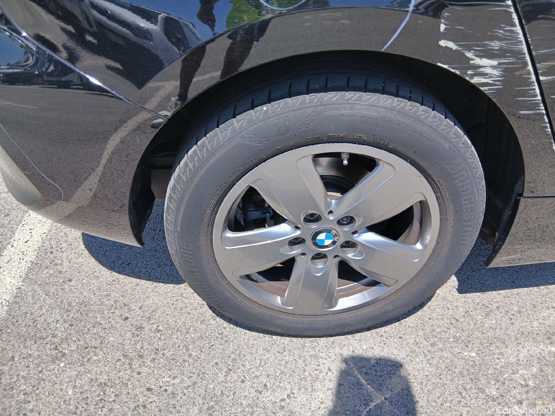  Bmw  Serie 1 BMW  / 2019 / 5P / berlina con portón 118d #40