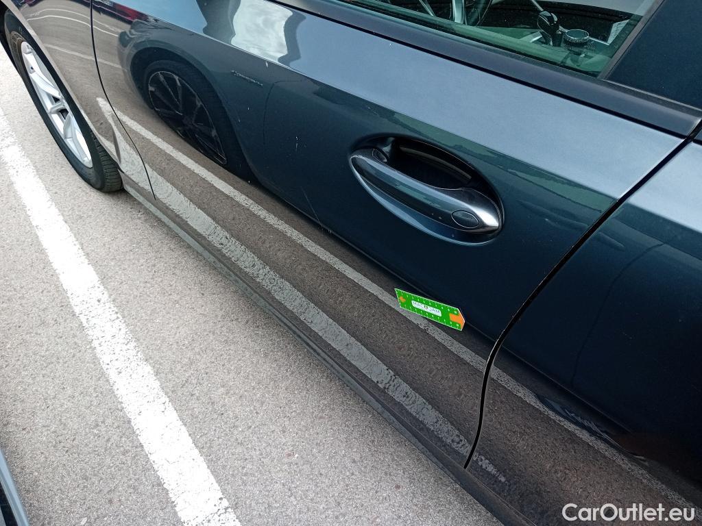  Bmw  Serie 3 BMW  / 2018 / 4P / sedán 318d Auto. #6