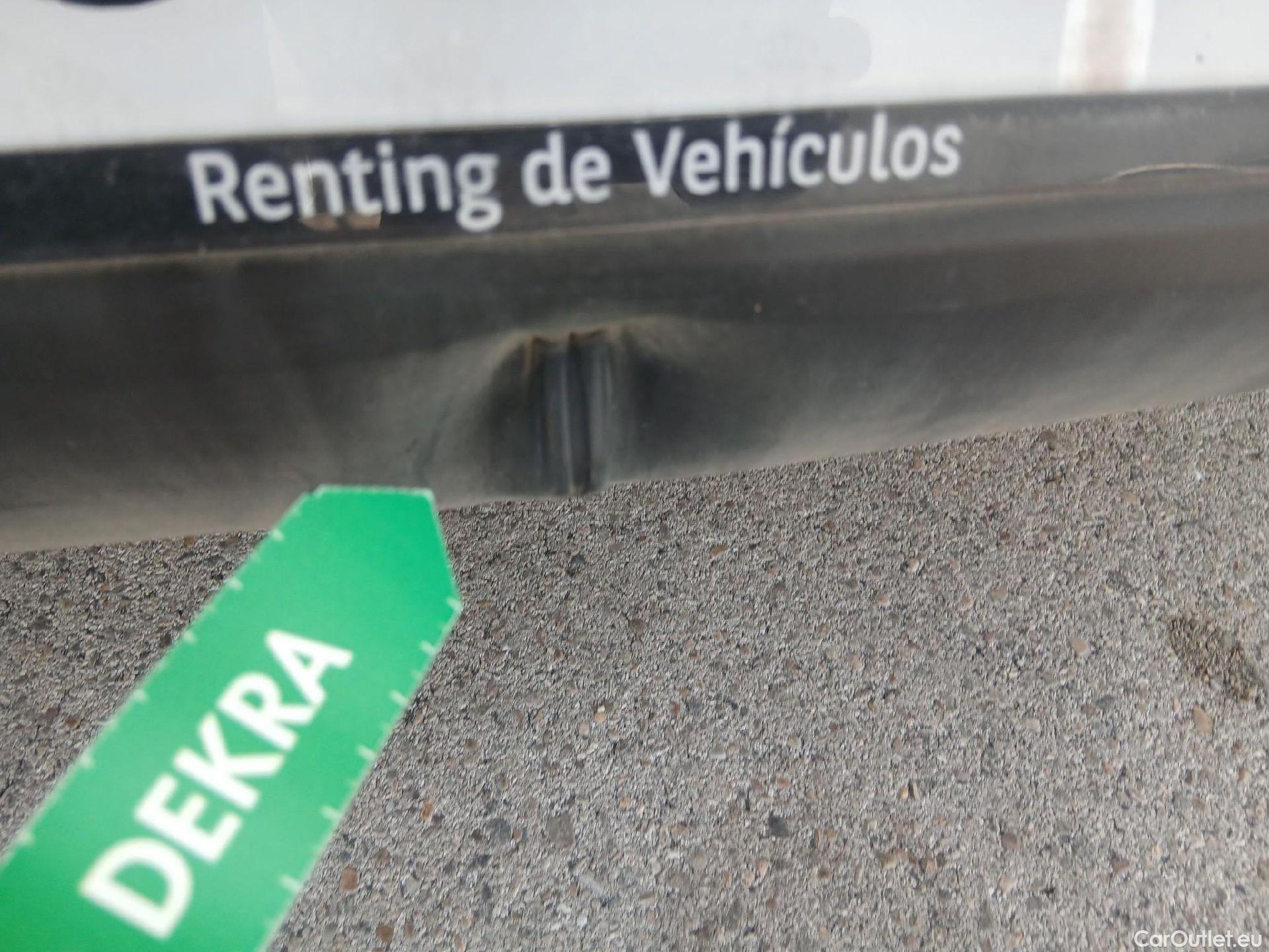  Hyundai  i20 HYUNDAI  / 2020 / 5P / berlina con portón 1.0 TGDI 74kW (100CV) 48V Essence #25