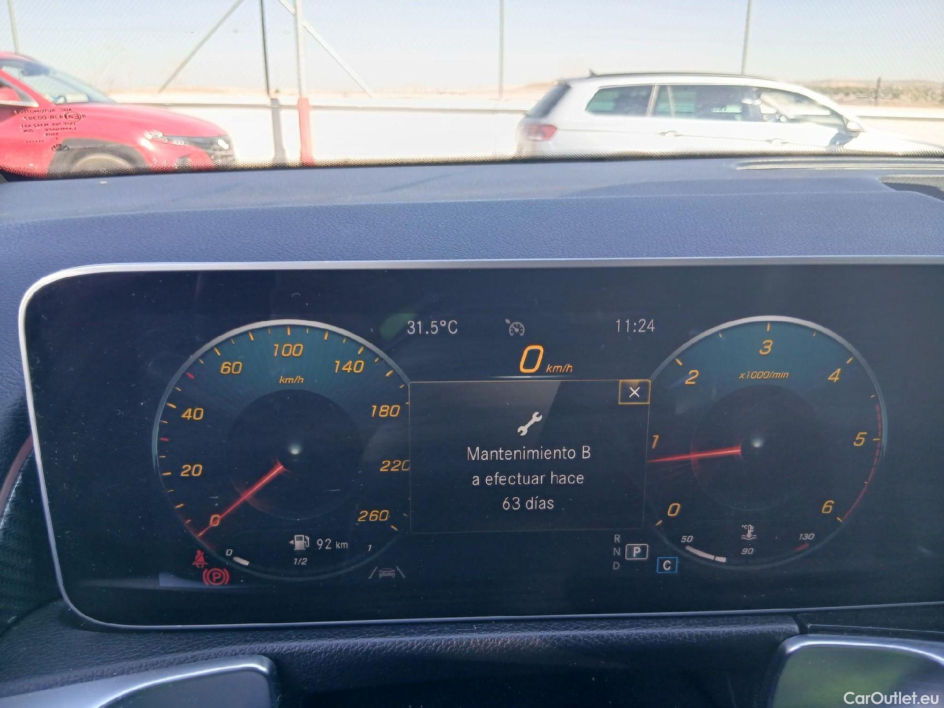  Mercedes  GLB MERCEDES-BENZ  / 2019 / 5P / todoterreno 2.0  200 D 4MATIC DCT 110KW (150CV) #1