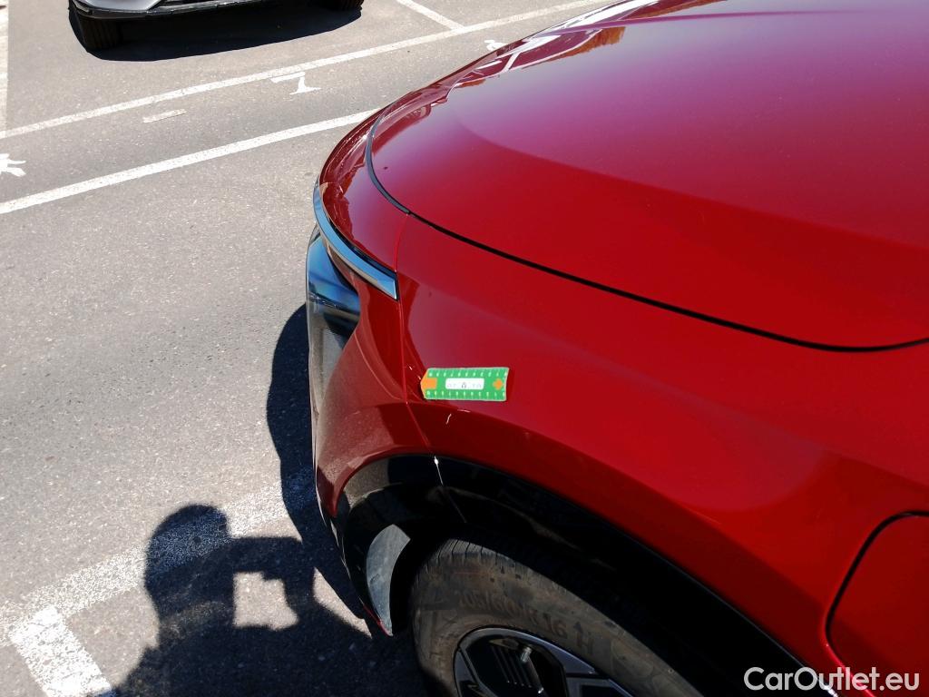  KIA  Niro KIA  / 2022 / 5P / crossover 1.6 GDi PHEV 135kW (183CV) Drive #19