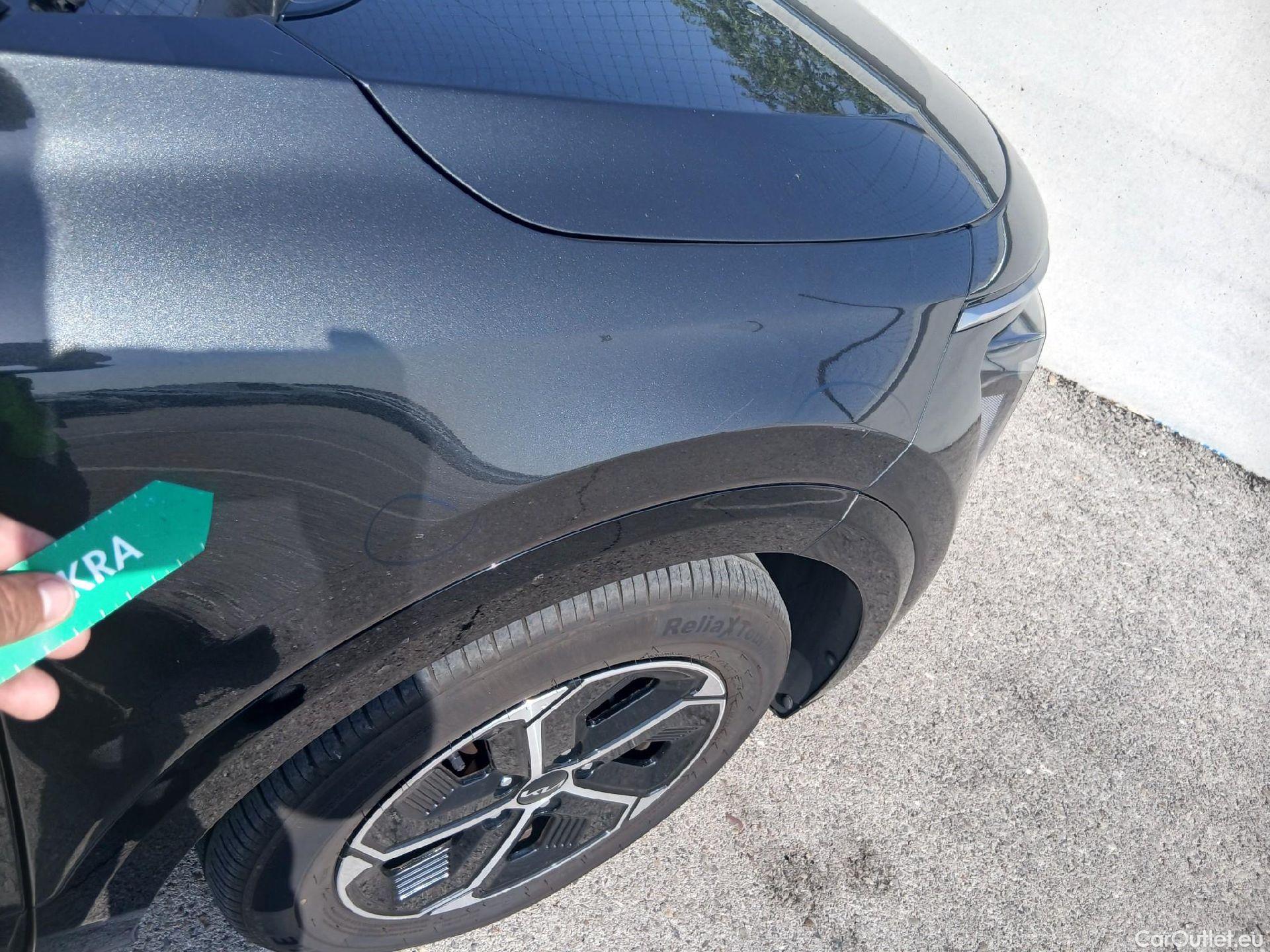  KIA  Niro KIA  / 2022 / 5P / crossover 1.6 GDi HEV 104kW (141CV) Drive #36
