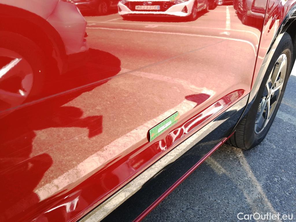 KIA  Niro KIA  / 2022 / 5P / crossover 1.6 GDi PHEV 135kW (183CV) Drive #5