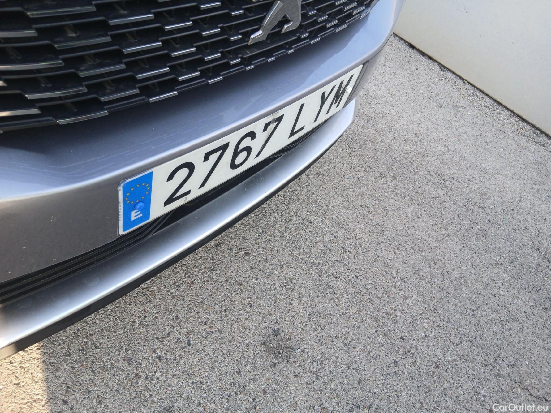  Peugeot  3008 PEUGEOT  / 2020 / 5P / todoterreno 1.5 BlueHDi 96kW (130CV) S&S Active Pack #9