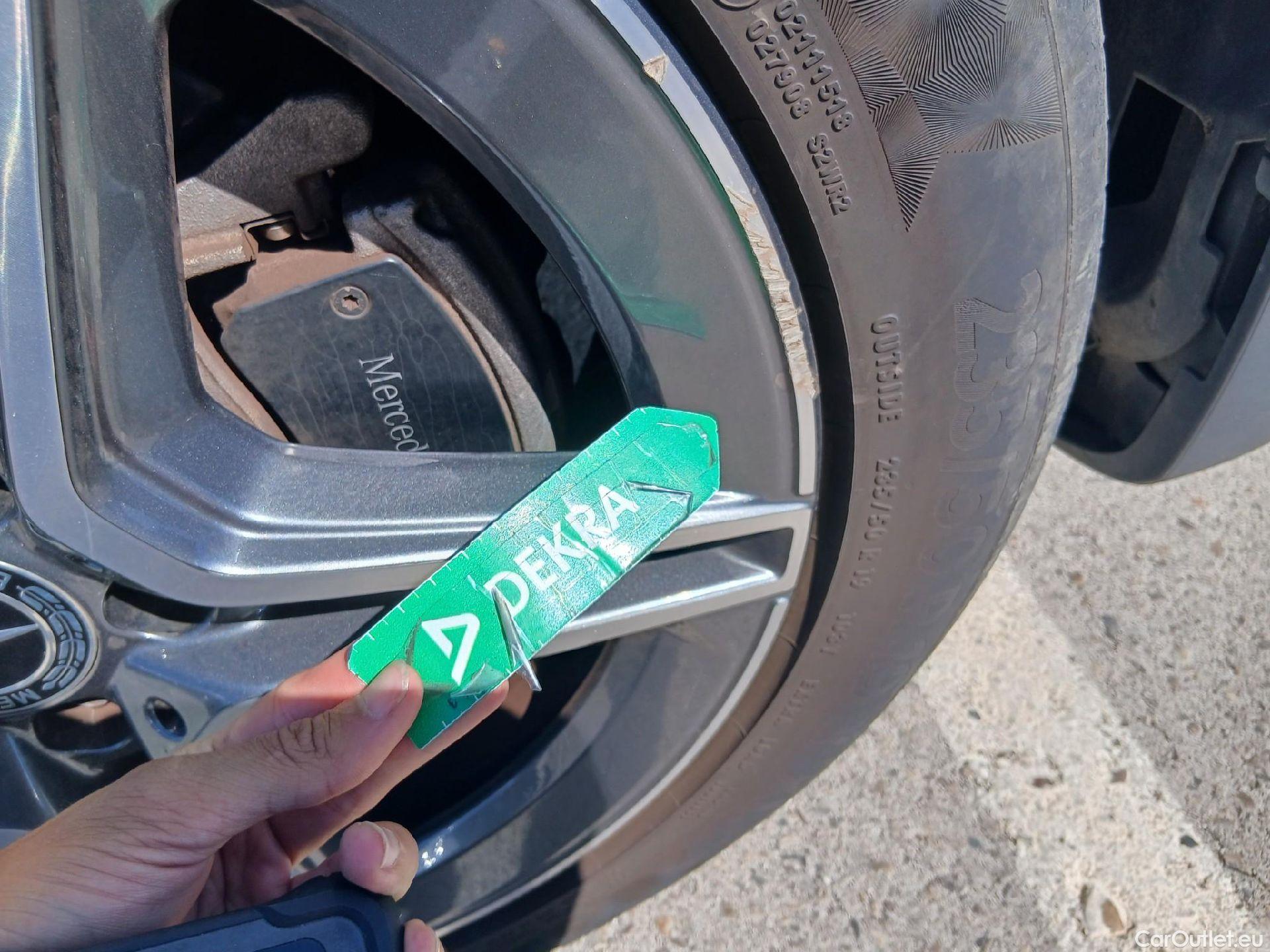  Mercedes  GLB MERCEDES-BENZ  / 2019 / 5P / todoterreno 2.0  200 D 4MATIC DCT 110KW (150CV) #25