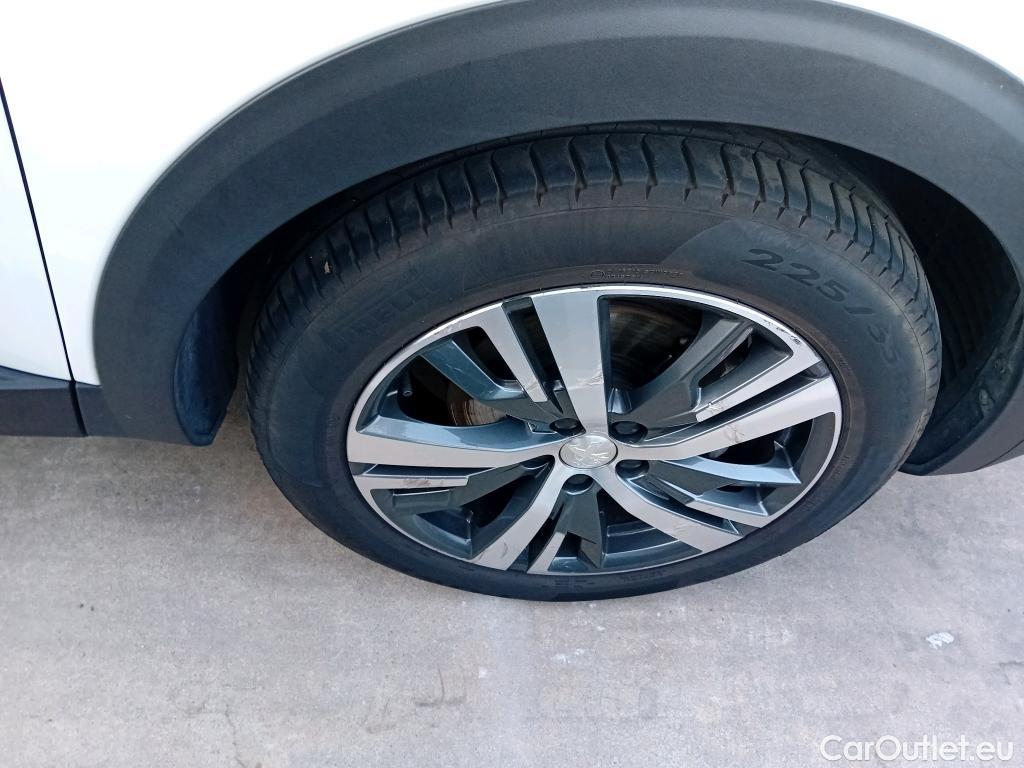  Peugeot  3008 PEUGEOT  / 2020 / 5P / todoterreno 1.5 BlueHDi 96kW (130CV) S&S Allure Pack #9