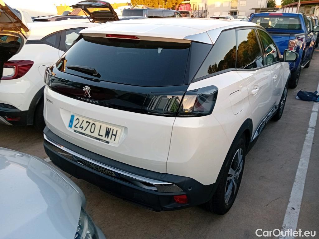  Peugeot  3008 PEUGEOT  / 2020 / 5P / todoterreno 1.5 BlueHDi 96kW (130CV) S&S Allure Pack #25