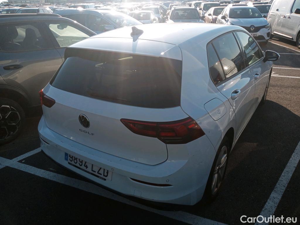  Volkswagen  Golf  VOLKSWAGEN / 2020 / 5P / berlina con portón Life 2.0 TDI 85kW (115CV) (CM) #3