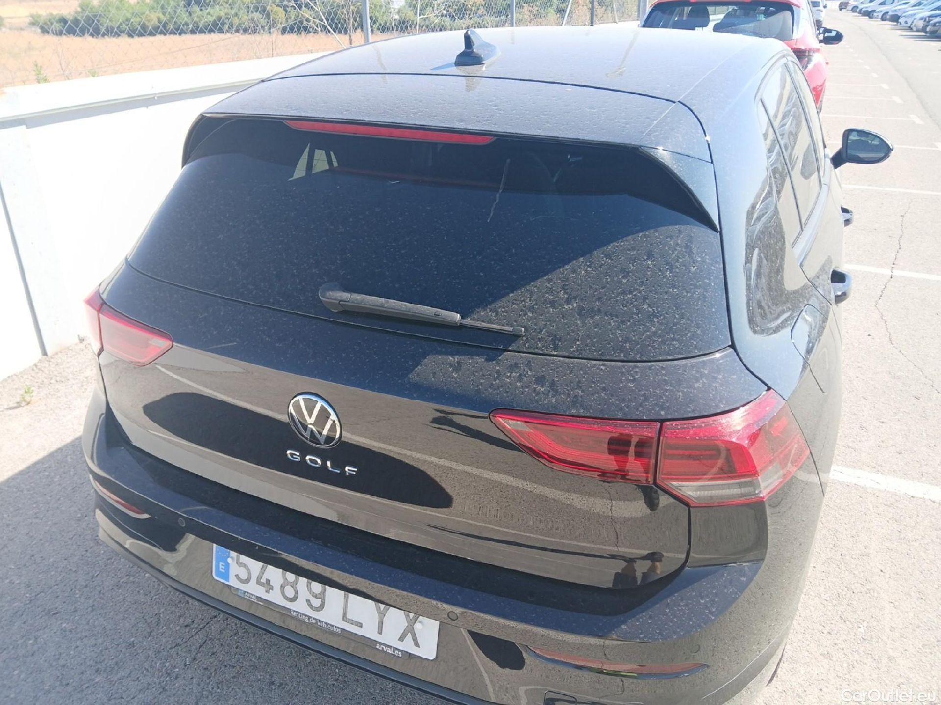  Volkswagen  Golf  VOLKSWAGEN / 2020 / 5P / berlina con portón Life 2.0 TDI 85kW (115CV) #19