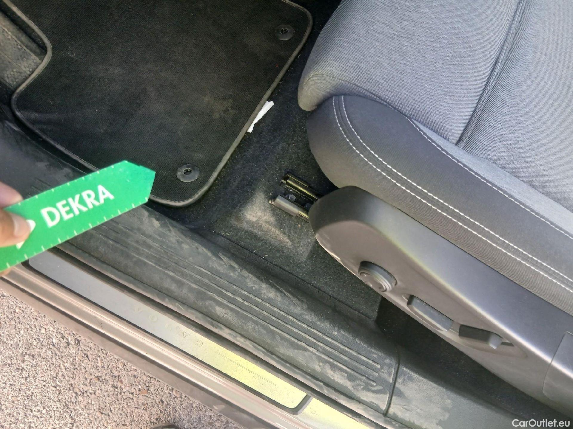  Volvo  XC 40 VOLVO XC40 / 2021 / 5P / todoterreno 2.0 B3 G Plus Bright Auto #1