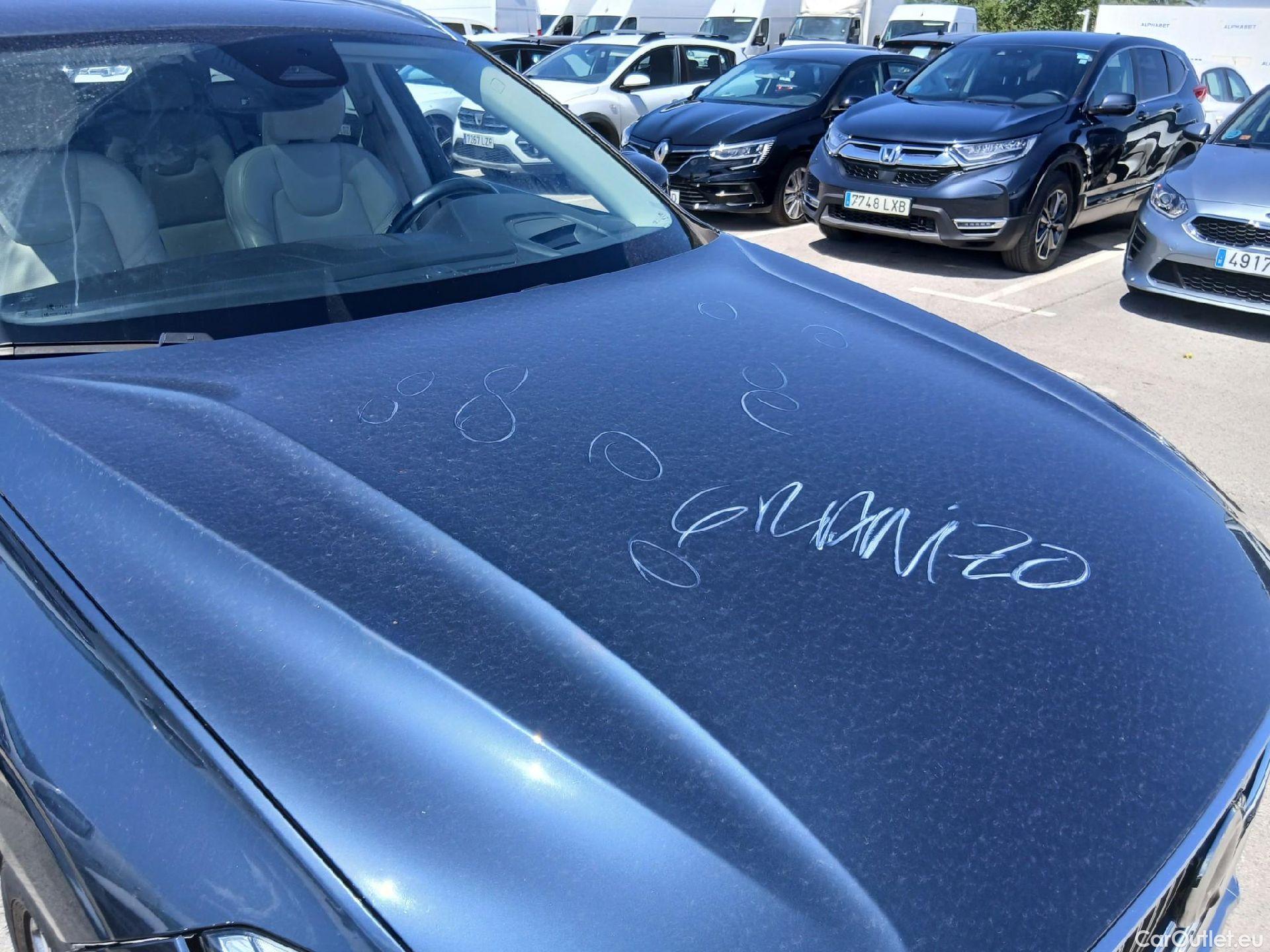  Volvo  XC60 VOLVO  / 2017 / 5P / todoterreno 2.0 T6 AWD Recharge Inscription Auto #4