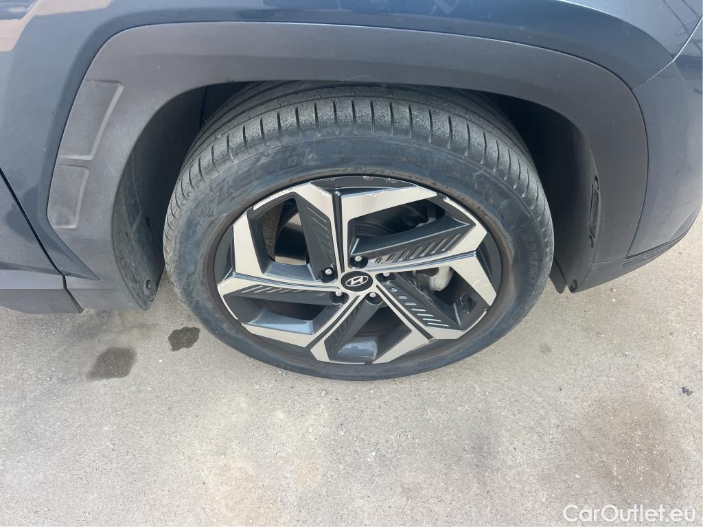 Hyundai  Tucson HYUNDAI  / 2020 / 5P / todoterreno 1.6 TGDI 169kW HEV Tecno Sky Auto #1