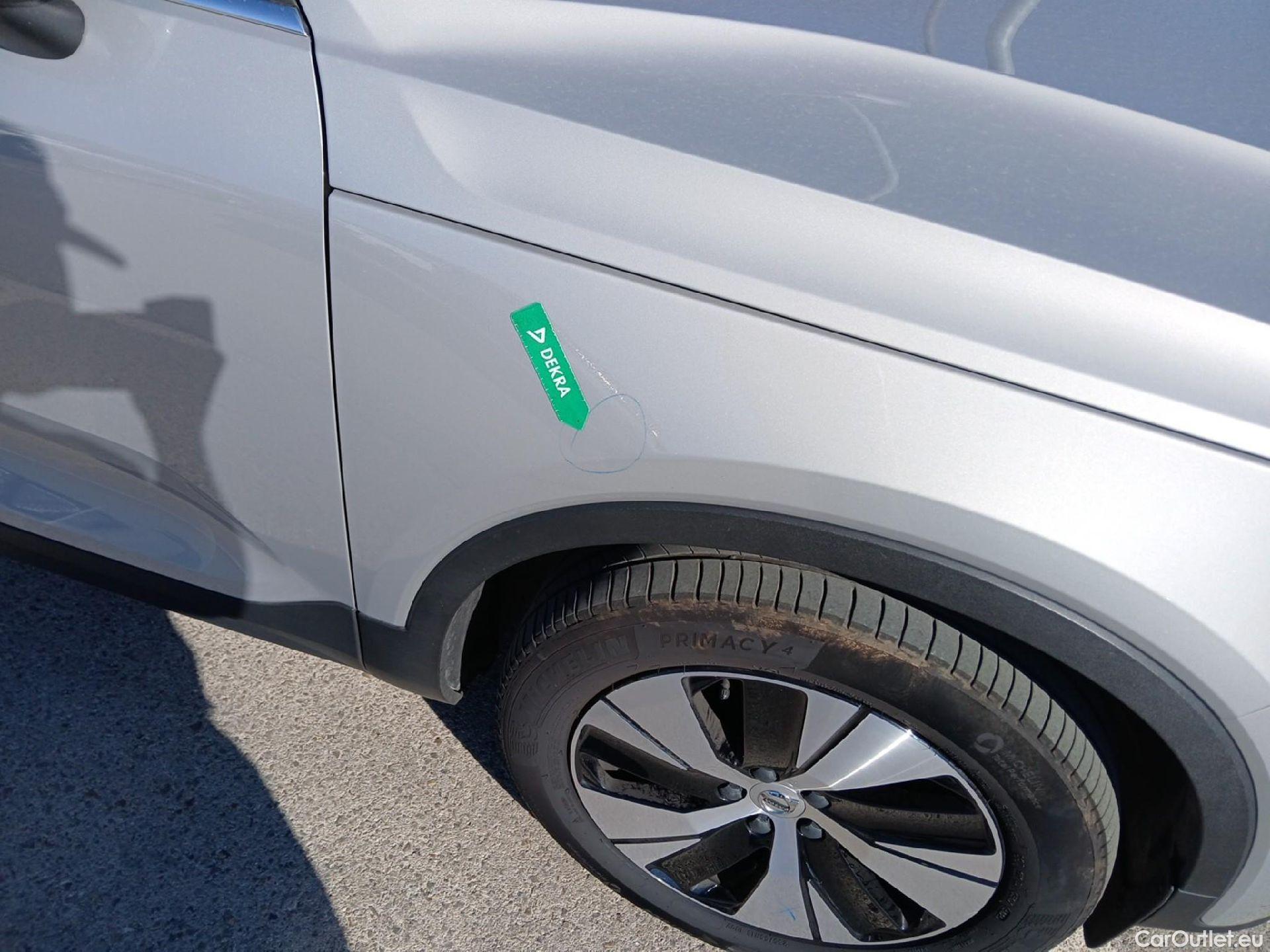  Volvo  XC 40 VOLVO XC40 / 2021 / 5P / todoterreno 1.5 T4 Recharge PHEV Core Auto #28