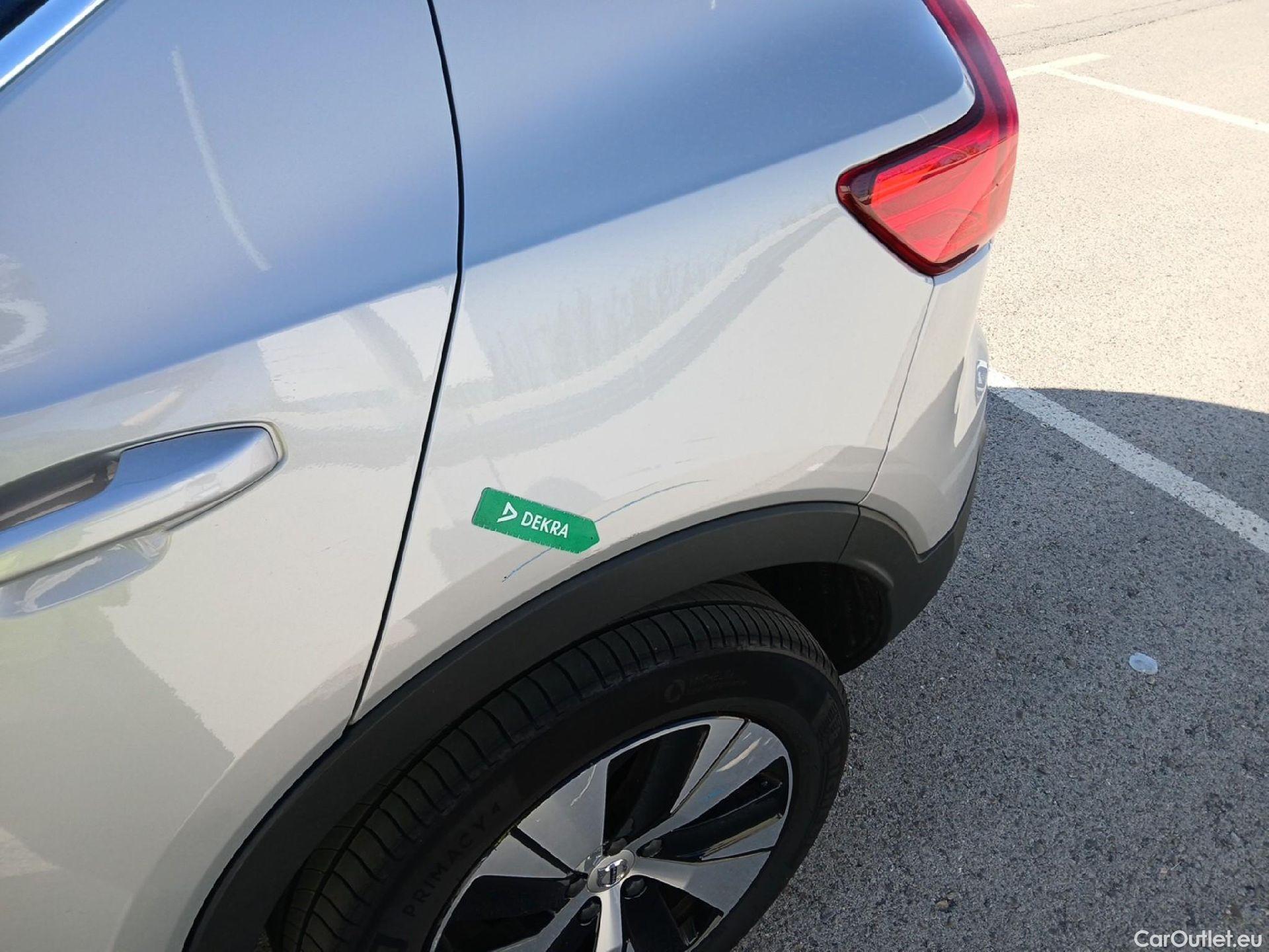  Volvo  XC 40 VOLVO XC40 / 2021 / 5P / todoterreno 1.5 T4 Recharge PHEV Core Auto #30