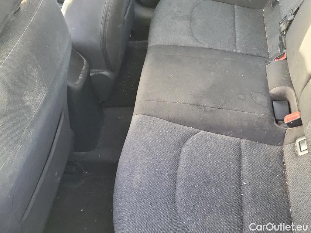  Hyundai  i30 HYUNDAI  / 2020 / 5P / berlina con portón 1.0 TGDI 48V Klass #8