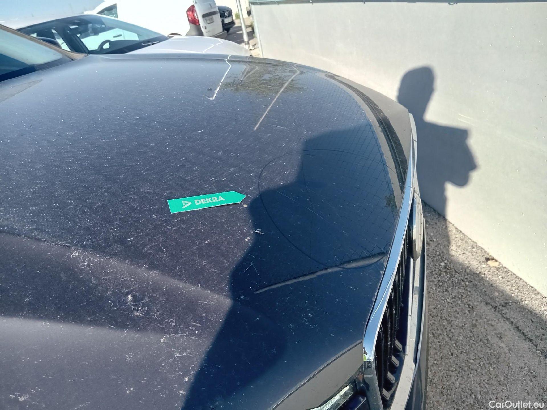  Volvo  XC60 VOLVO  / 2017 / 5P / todoterreno 2.0 B4 D Momentum Pro Auto #15