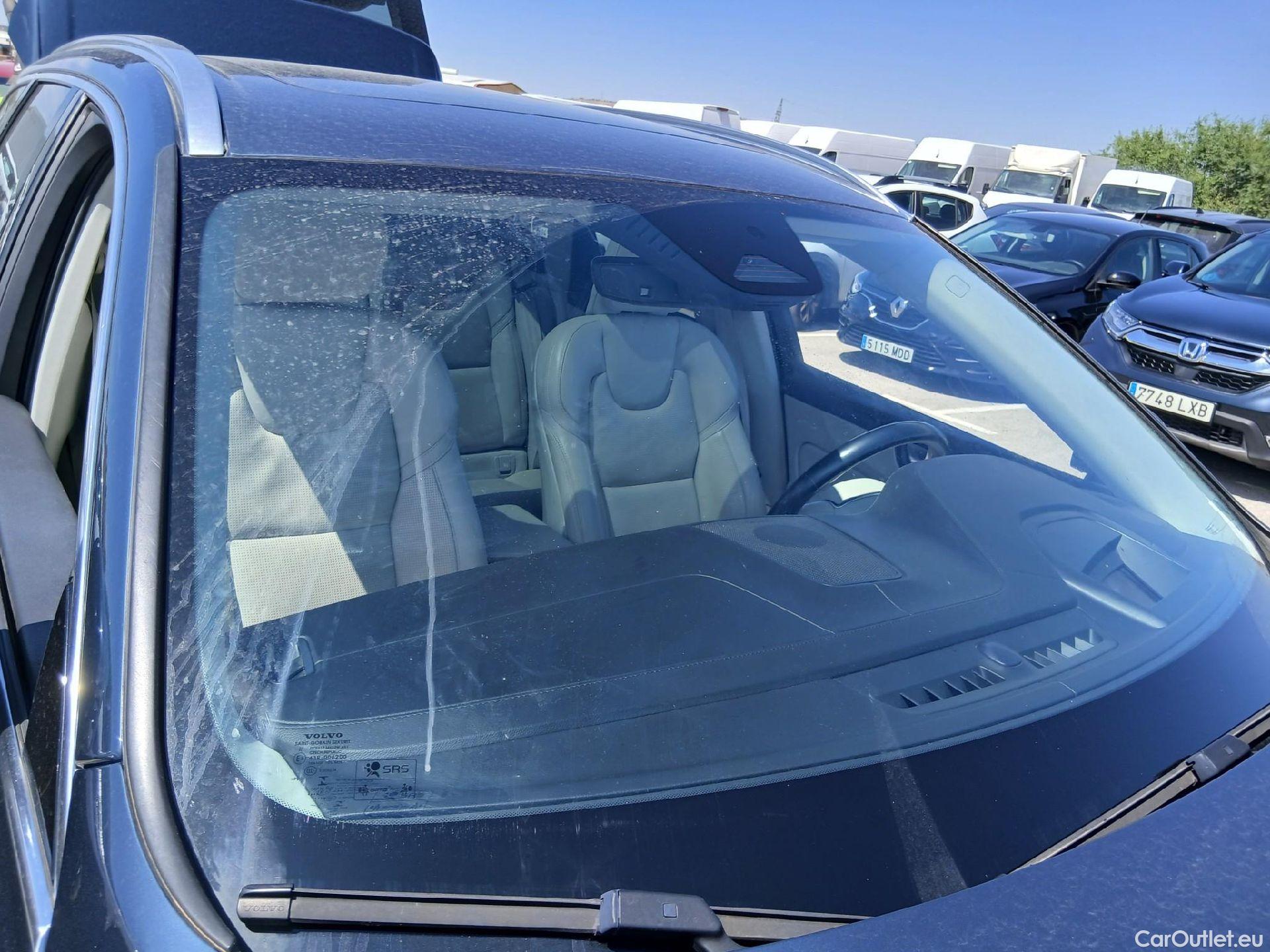  Volvo  XC60 VOLVO  / 2017 / 5P / todoterreno 2.0 T6 AWD Recharge Inscription Auto #3