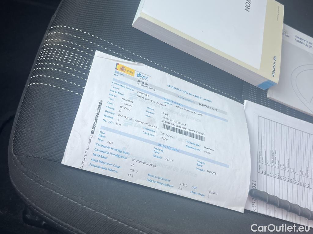  Hyundai  Bayon HYUNDAI  / 2021 / 5P / todoterreno 1.2 MPI Essence #6
