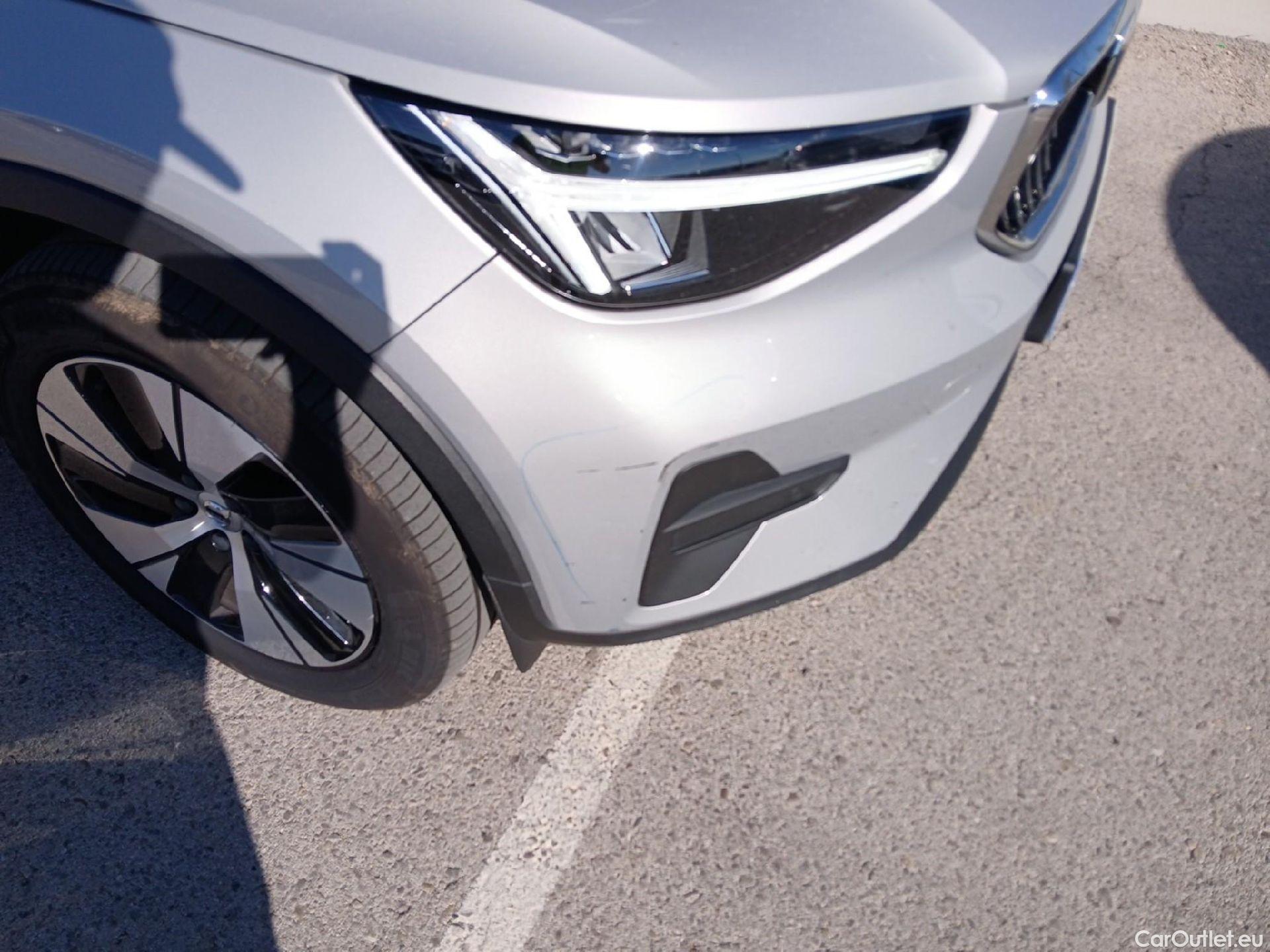  Volvo  XC 40 VOLVO XC40 / 2021 / 5P / todoterreno 1.5 T4 Recharge PHEV Core Auto #6