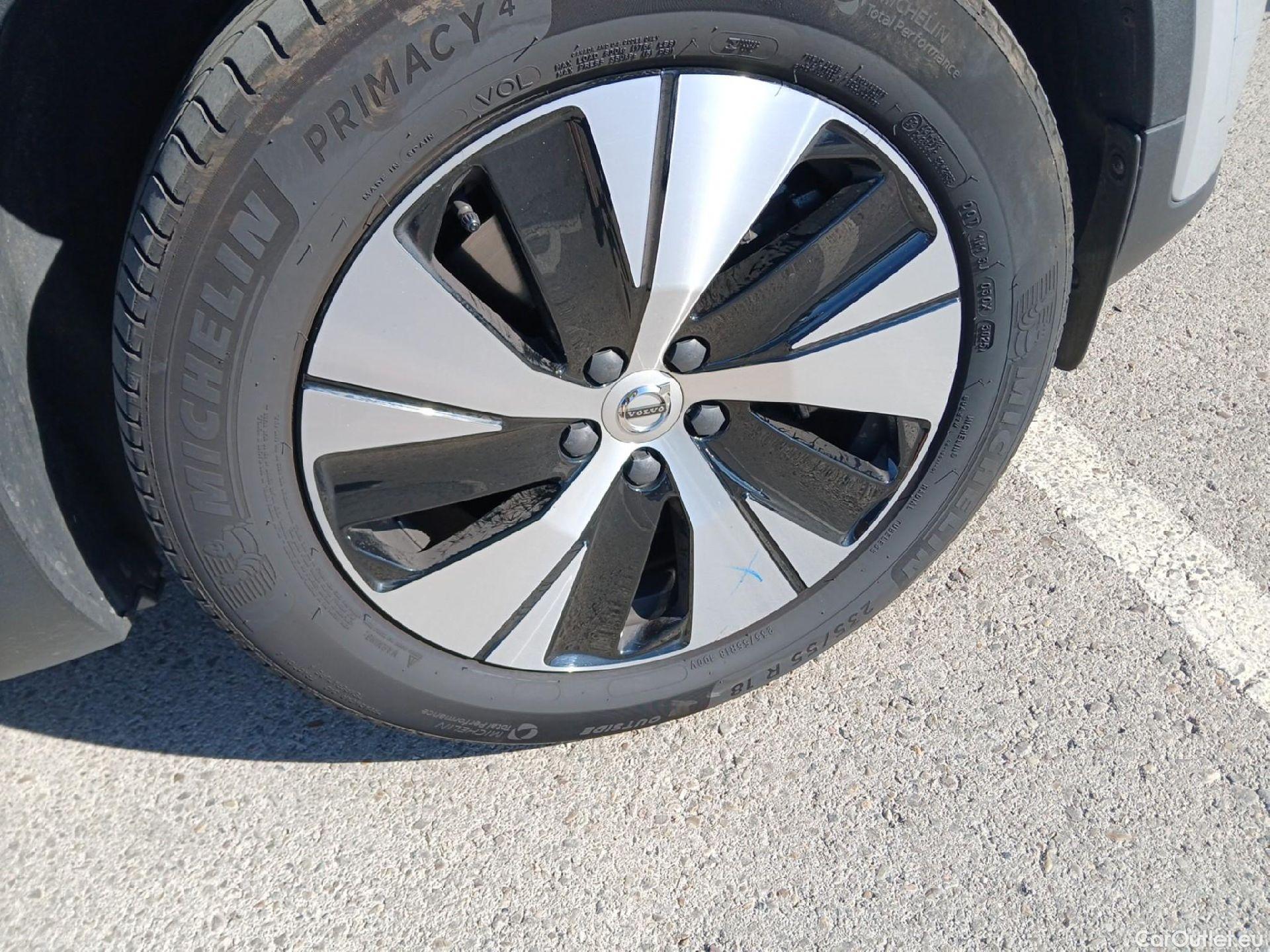  Volvo  XC 40 VOLVO XC40 / 2021 / 5P / todoterreno 1.5 T4 Recharge PHEV Core Auto #23