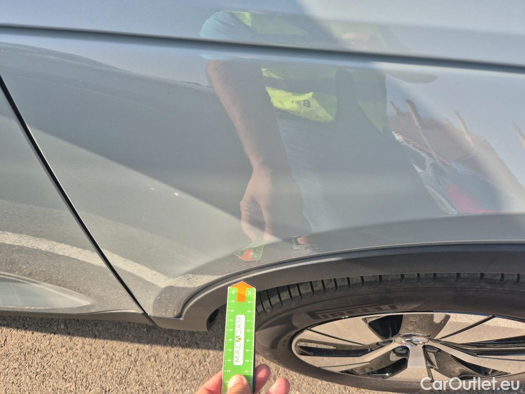  Volvo  XC 40 VOLVO XC40 / 2021 / 5P / todoterreno 1.5 T4 Recharge PHEV Core Auto #2