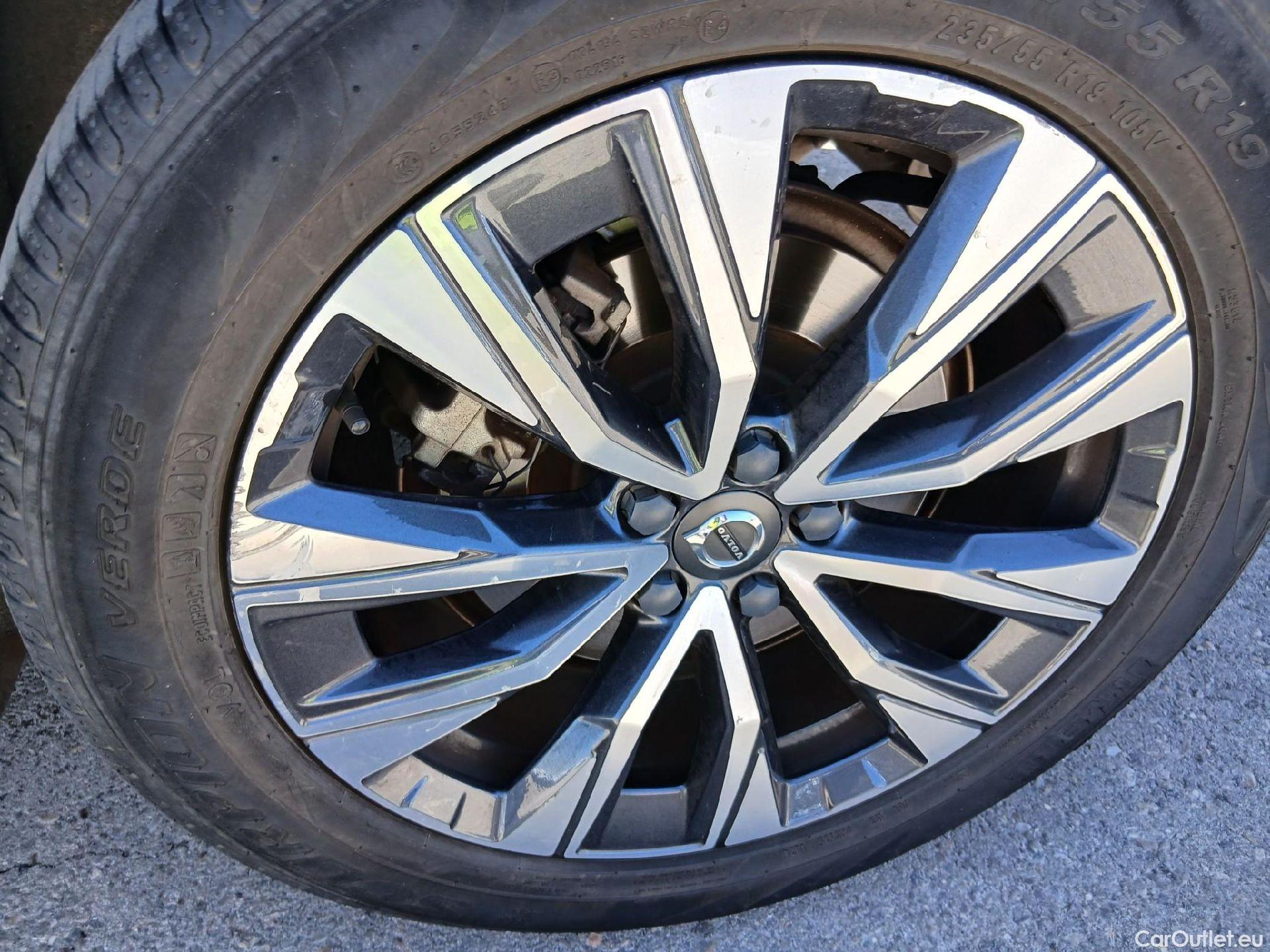  Volvo  XC60 VOLVO  / 2017 / 5P / todoterreno 2.0 T6 AWD Recharge Inscription Auto #29