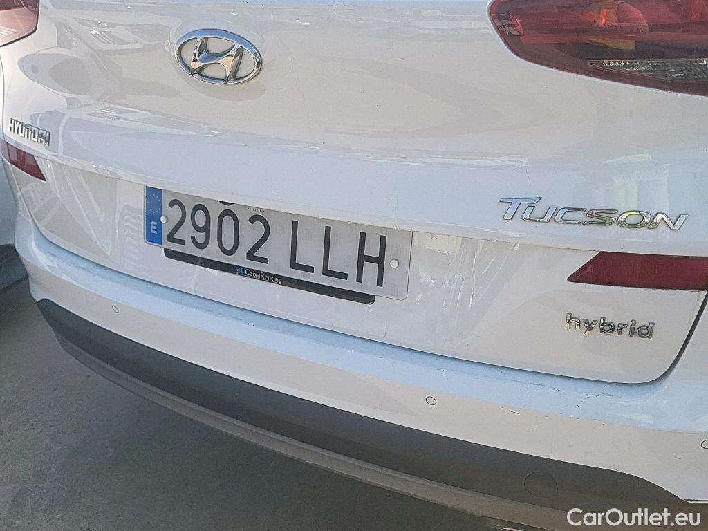  Hyundai  Tucson HYUNDAI  / 2018 / 5P / todoterreno 1.6 CRDI 85kW (116CV) 48V SLE 4X2(SP)(SL) #17