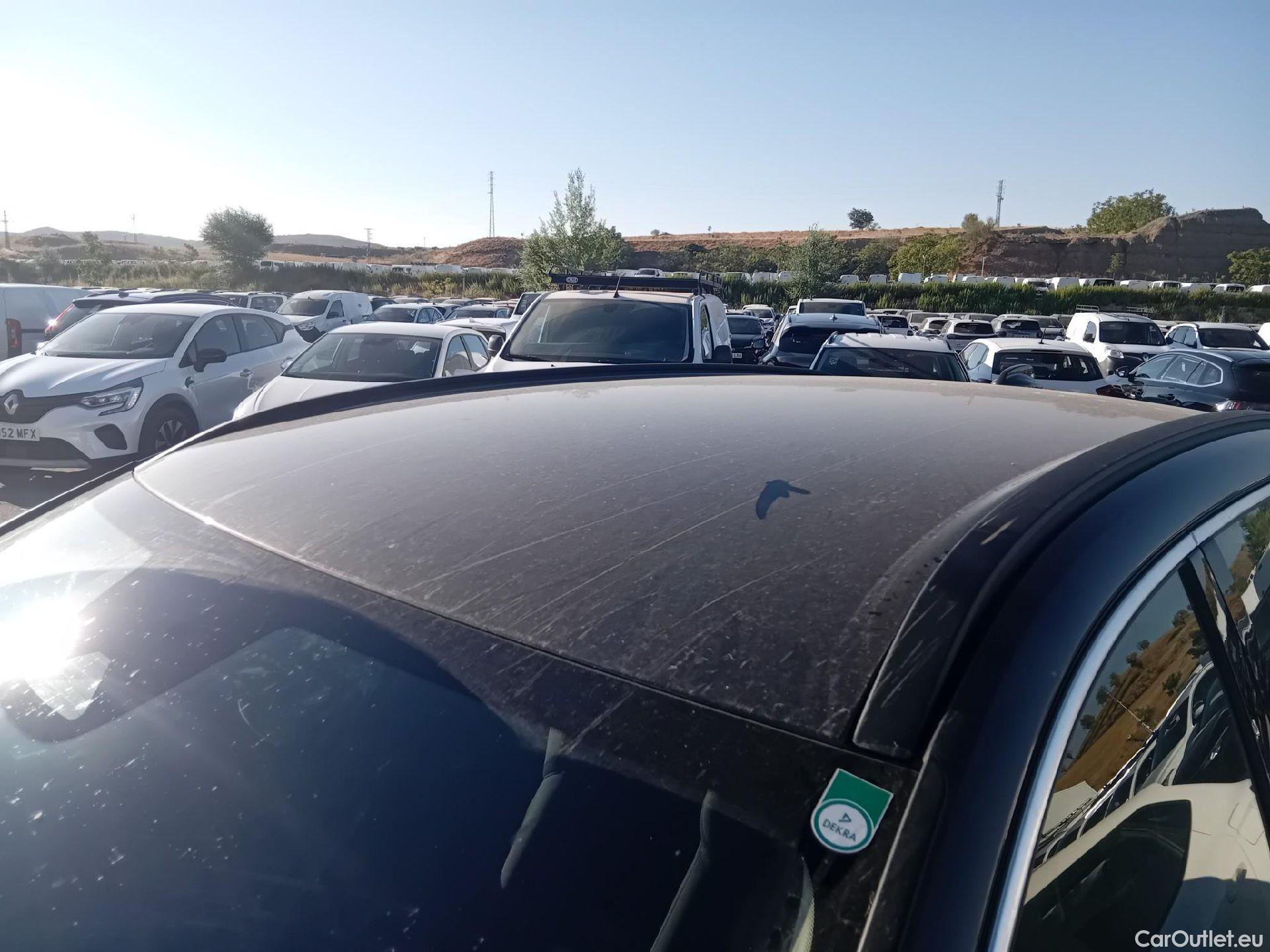  Volvo  XC60 VOLVO  / 2017 / 5P / todoterreno 2.0 B4 D Momentum Pro Auto #14