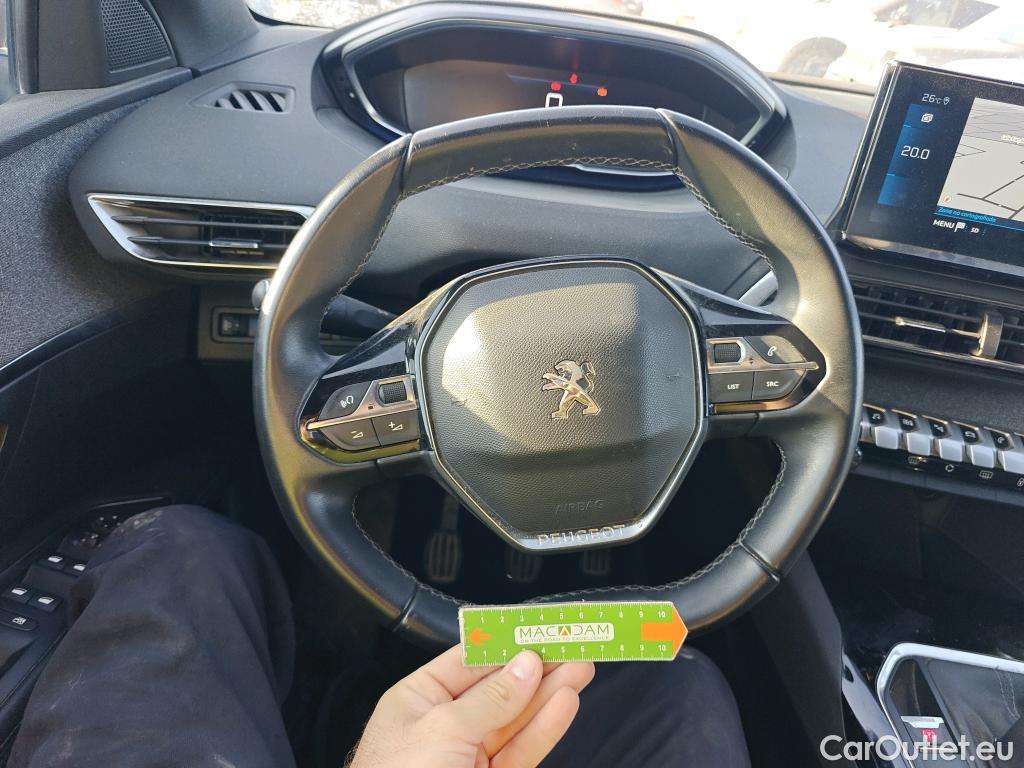  Peugeot  3008 PEUGEOT  / 2020 / 5P / todoterreno 1.2 PureTech 96KW S&S Allure Pack #19