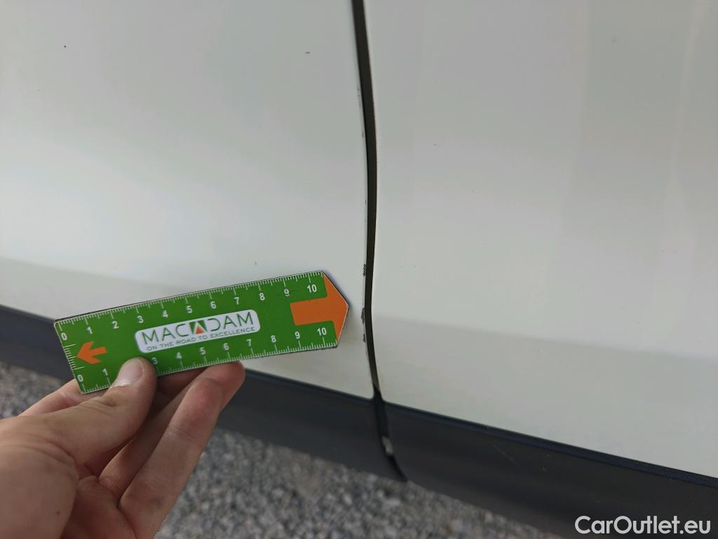  Nissan  Qashqai NISSAN  / 2017 / 5P / todoterreno DIG-T 103 kW (140 CV) E6D N-CONNECTA #12