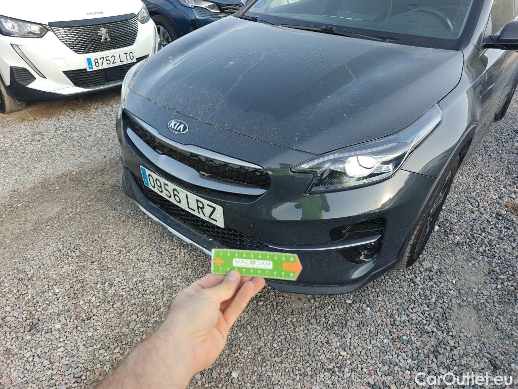  KIA  XCeed KIA  1.6 GDi PHEV 104kW (141CV) eDrive (AC) #26