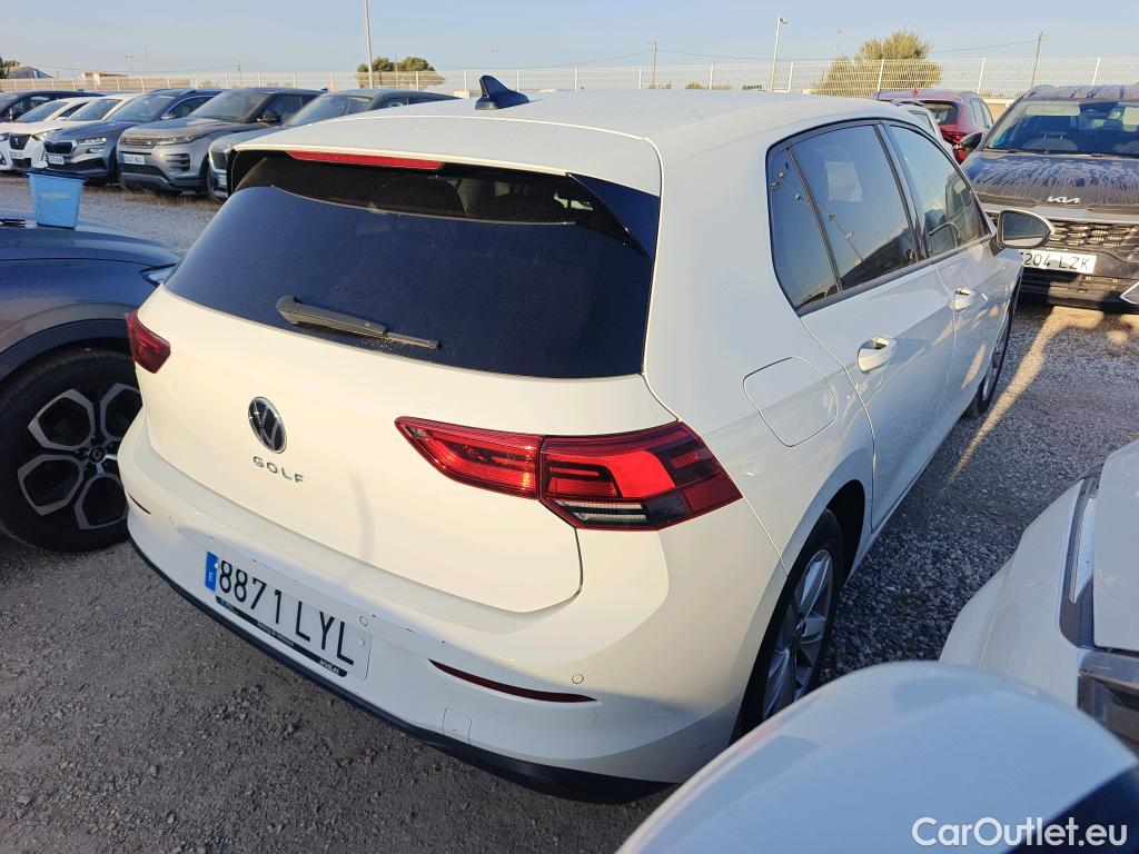  Volkswagen  Golf  VOLKSWAGEN / 2020 / 5P / berlina con portón Life 2.0 TDI 85kW (115CV) (CM) #3