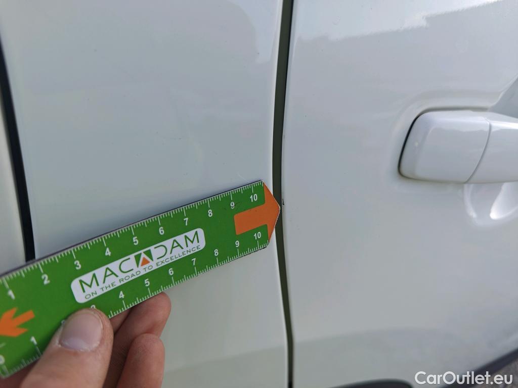  Nissan  Qashqai NISSAN  / 2017 / 5P / todoterreno DIG-T 103 kW (140 CV) E6D N-CONNECTA #26