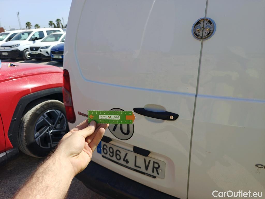  Citroen  Berlingo CITROEN  / 2018 / 4P / furgón derivado de turismo Talla M BlueHDi 100 CLUB #49