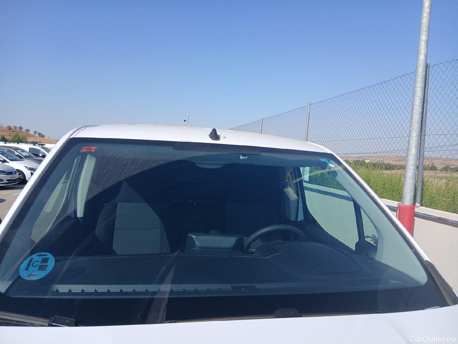  Citroen  Berlingo CITROEN  / 2018 / 4P / furgón derivado de turismo Talla M BlueHDi 100 #13