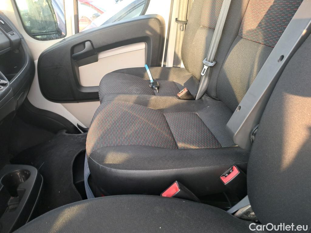  Citroen  Jumper CITROEN  / 2014 / 4P / furgón BlueHDi 96KW (130CV) Furgón 33L2H1 #52