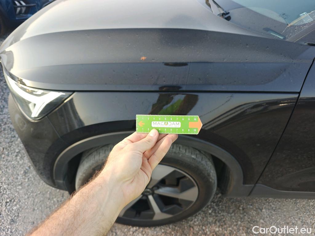  Volvo  XC 40 VOLVO XC40 / 2021 / 5P / todoterreno 2.0 B3 G Plus Dark Auto #3
