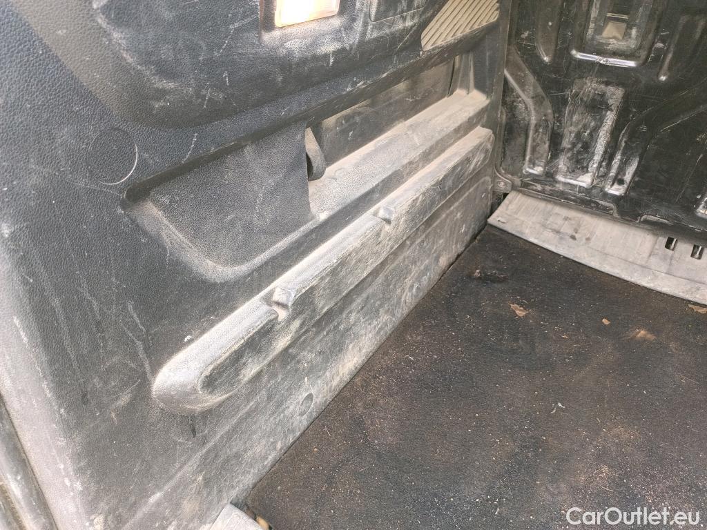  Citroen  Berlingo CITROEN  / 2015 / 4P / combi Talla M BlueHDi 100 S&S LIVE (IND) #29