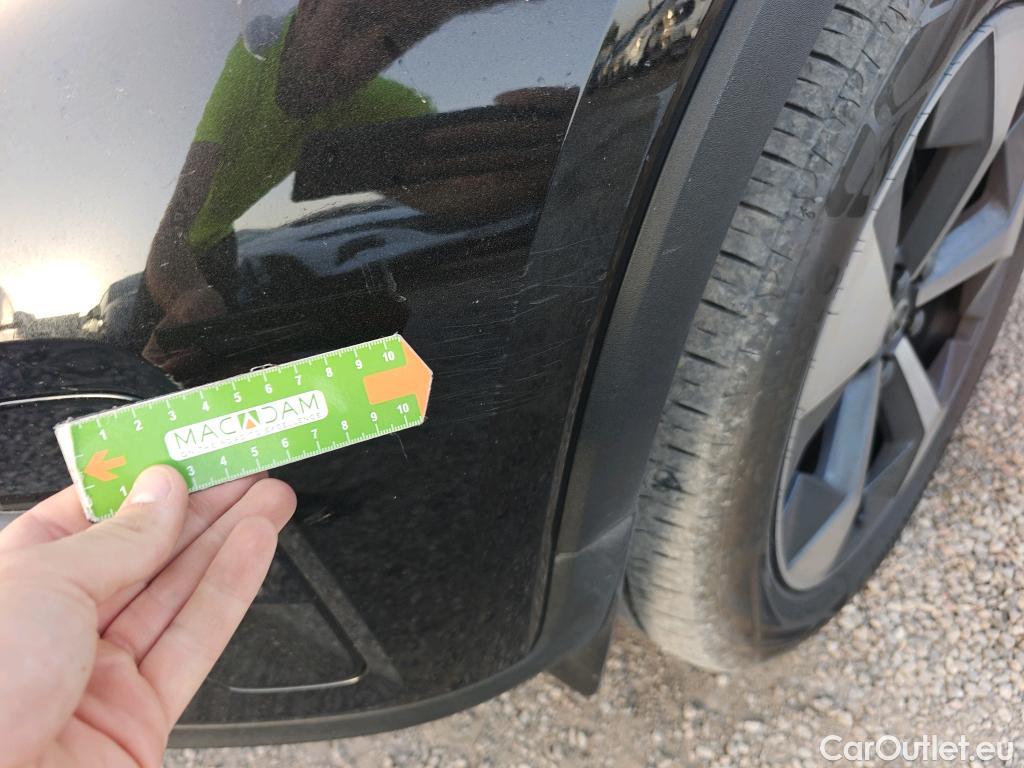  Volvo  XC 40 VOLVO XC40 / 2021 / 5P / todoterreno 2.0 B3 G Plus Dark Auto #10