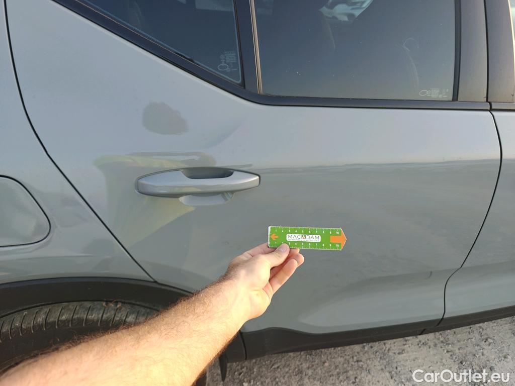  Volvo  XC 40 VOLVO XC40 / 2021 / 5P / todoterreno 1.5 T4 Recharge PHEV Plus Dark Auto #3