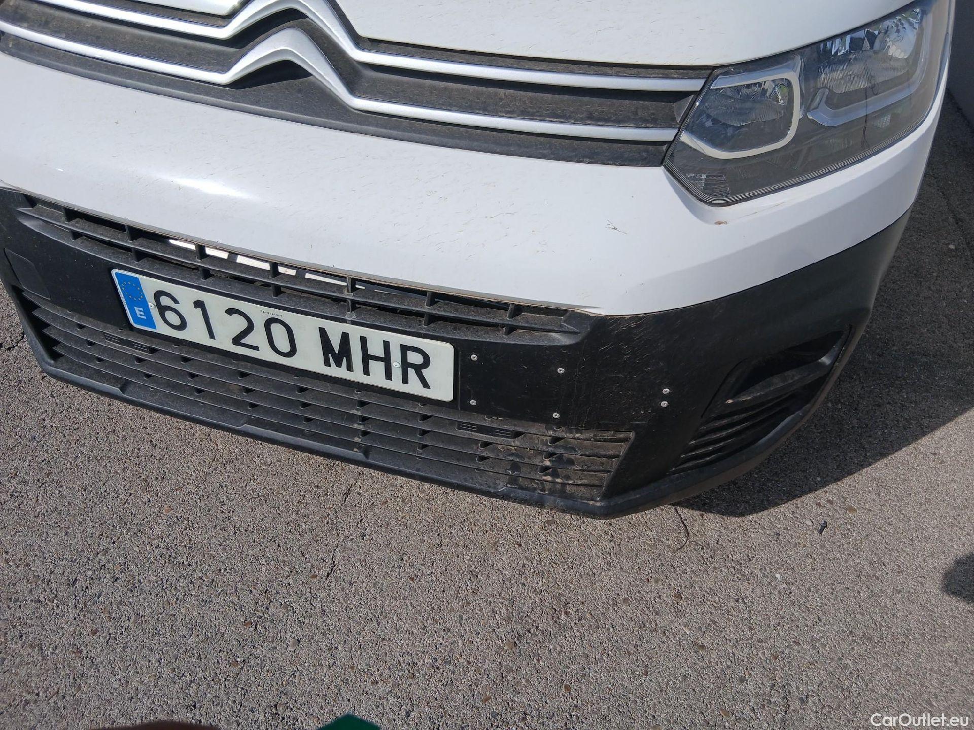  Citroen  Berlingo CITROEN  / 2018 / 4P / furgón derivado de turismo Talla M BlueHDi 100 #6