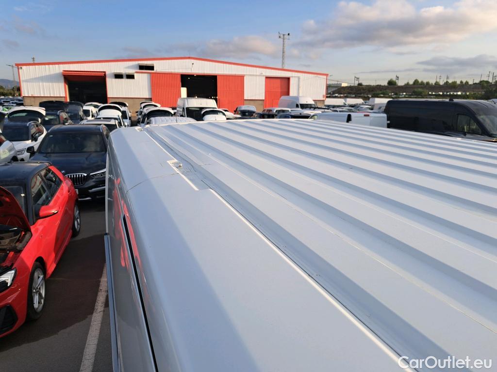  Citroen  Jumper CITROEN  / 2014 / 4P / furgón BlueHDi 96KW (130CV) Furgón 33L2H1 #9