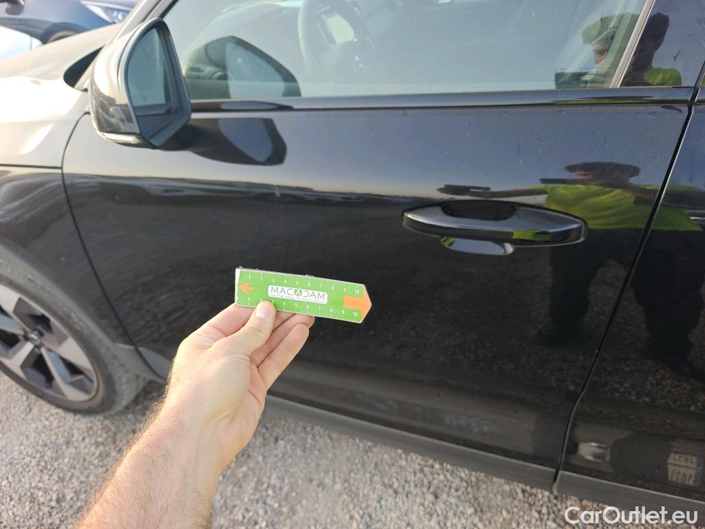  Volvo  XC 40 VOLVO XC40 / 2021 / 5P / todoterreno 2.0 B3 G Plus Dark Auto #18
