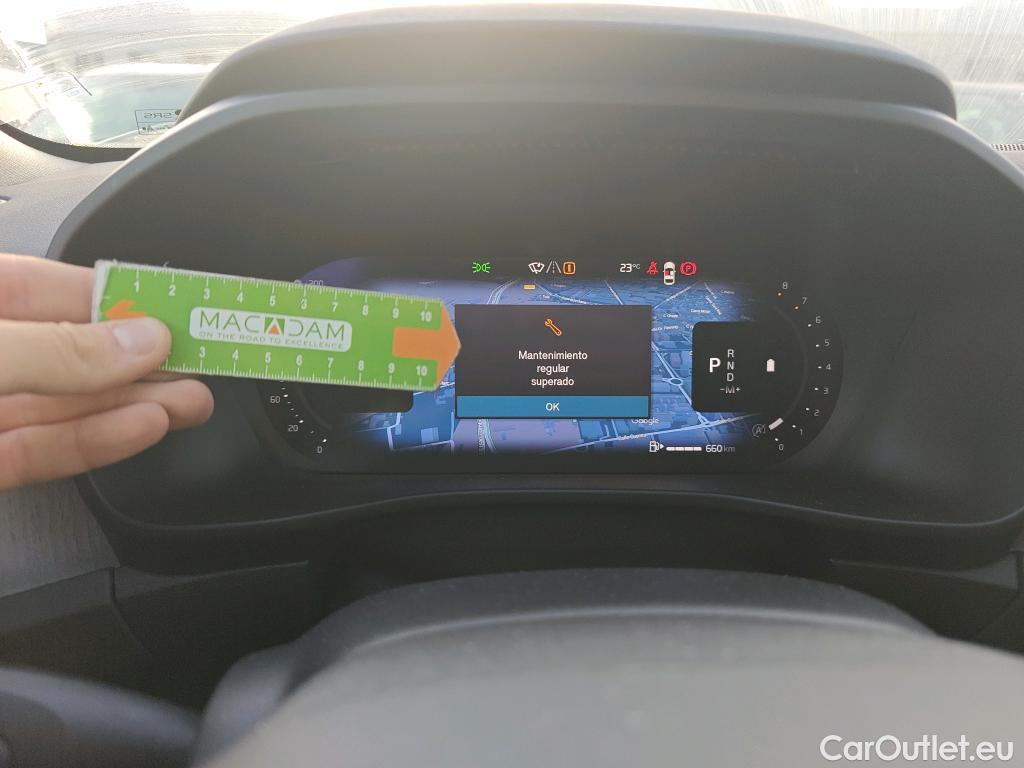  Volvo  XC 40 VOLVO XC40 / 2021 / 5P / todoterreno 2.0 B3 G Plus Dark Auto #40