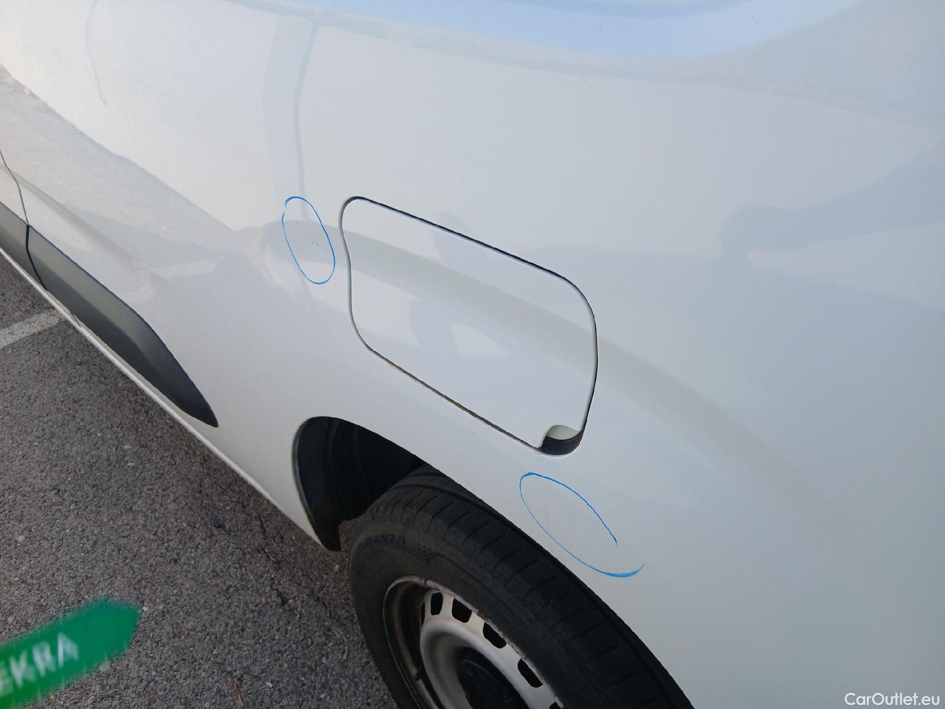  Citroen  Berlingo CITROEN  / 2018 / 4P / furgón derivado de turismo Talla M BlueHDi 100 #12