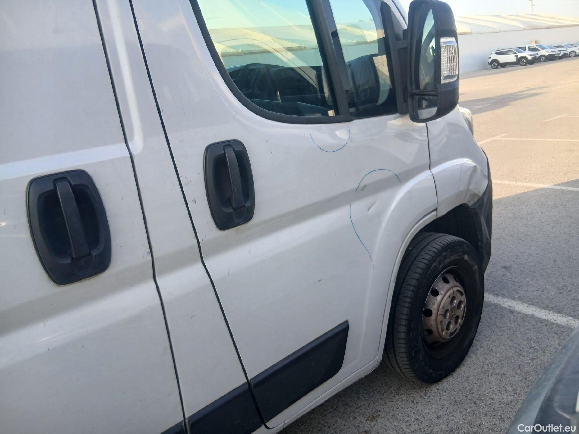  Opel  Movano OPEL  / 2021 / 4P / furgón  Base L2H2 3.5T 2.2 BHDi 88kW #59