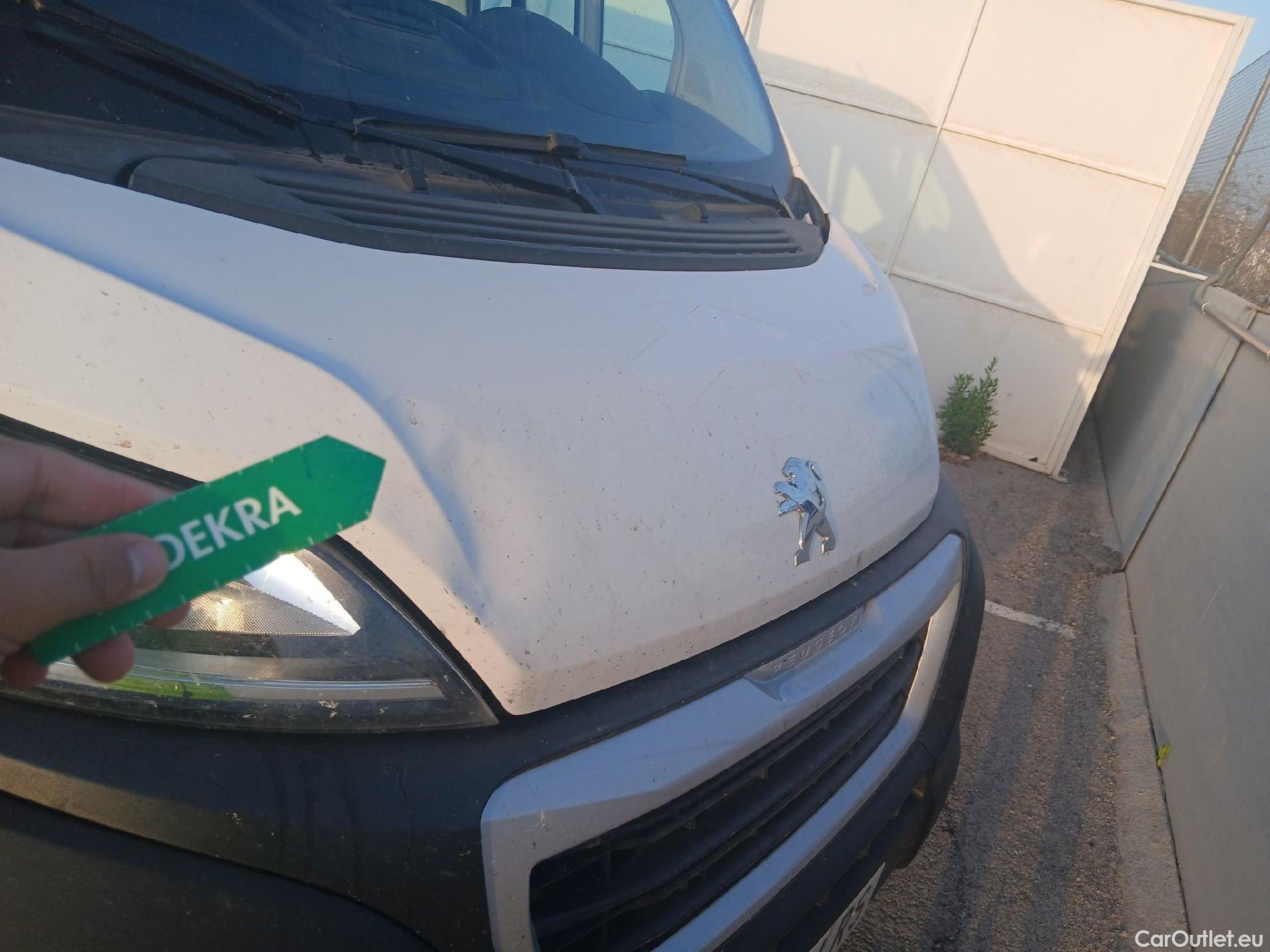  Peugeot  Boxer PEUGEOT  / 2014 / 4P / furgón 333 L2 H1 BHDI 103kW (140CV) S&S 6 V. M (AC) #17