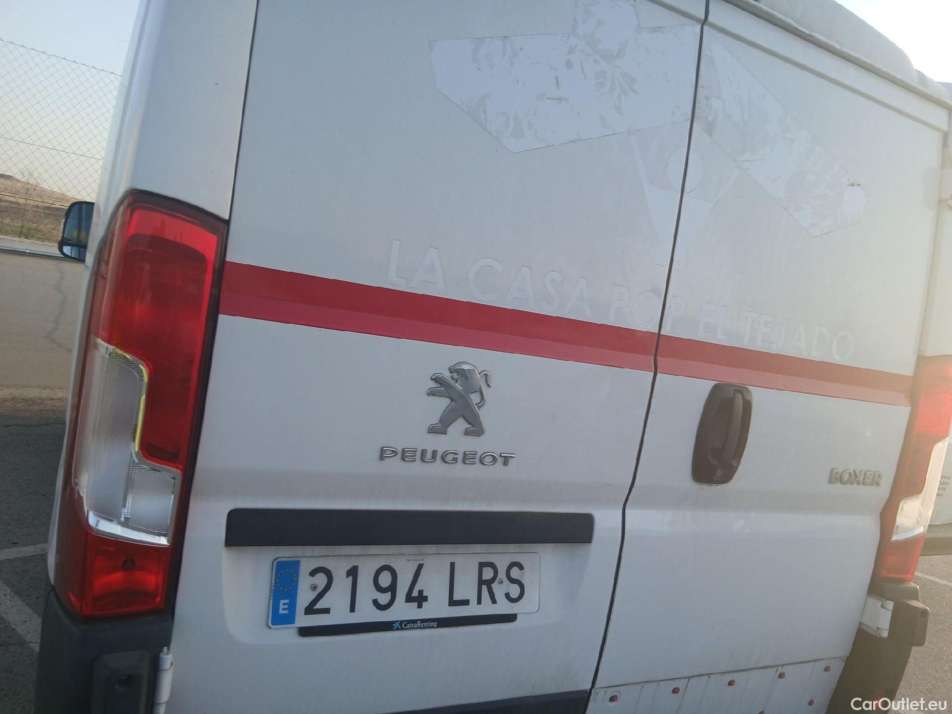  Peugeot  Boxer PEUGEOT  / 2014 / 4P / furgón 333 L2 H1 BHDI 103kW (140CV) S&S 6 V. M (AC) #43