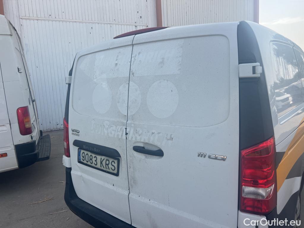  Mercedes  Vito MERCEDES-BENZ  / 2014 / 4P / furgón 111 CDI Larga #25