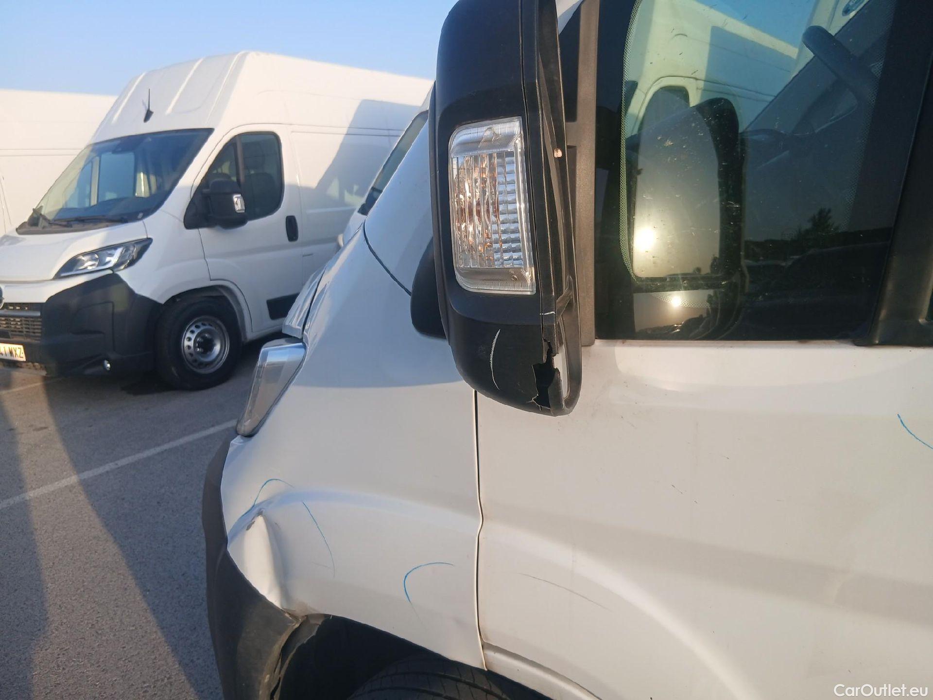  Opel  Movano OPEL  / 2021 / 4P / furgón  Base L2H2 3.5T 2.2 BHDi 88kW #18